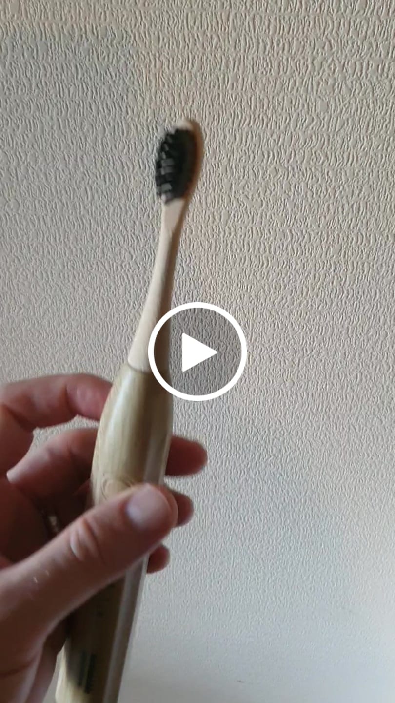 Customer video review of Zen Toothbrush Bamboo Heads (3 units)