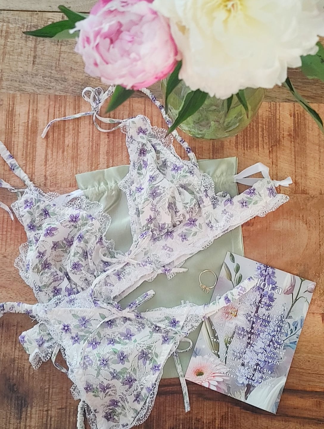 Customer photo review of MONATSBOX 💕