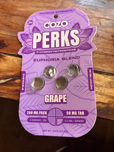 Customer photo review of Dozo PERKS 7-HYDROXYMITRAGYNINE | CHILL BERRY (MELLOW BLEND) | 2ct (40 mg Per Pack)