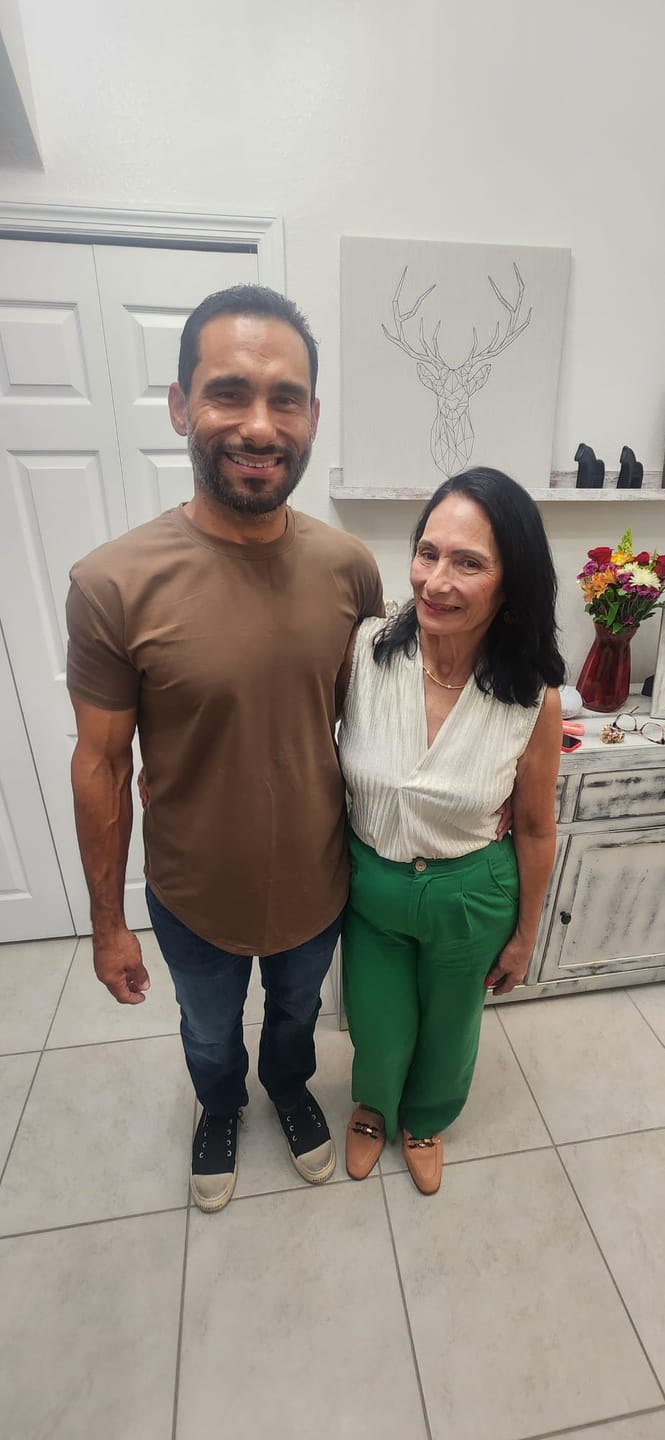 Customer photo review of 021 ESSENTIAL DROP-CUT T-SHIRT - DELUXE BUNDLE
