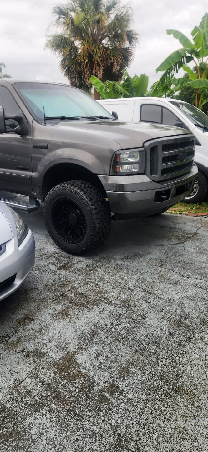 Customer photo review of Commandant ATX