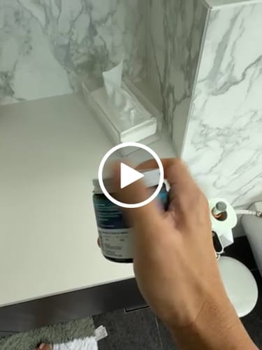 Customer video review of Shear Revival Northern Lights Matte Paste