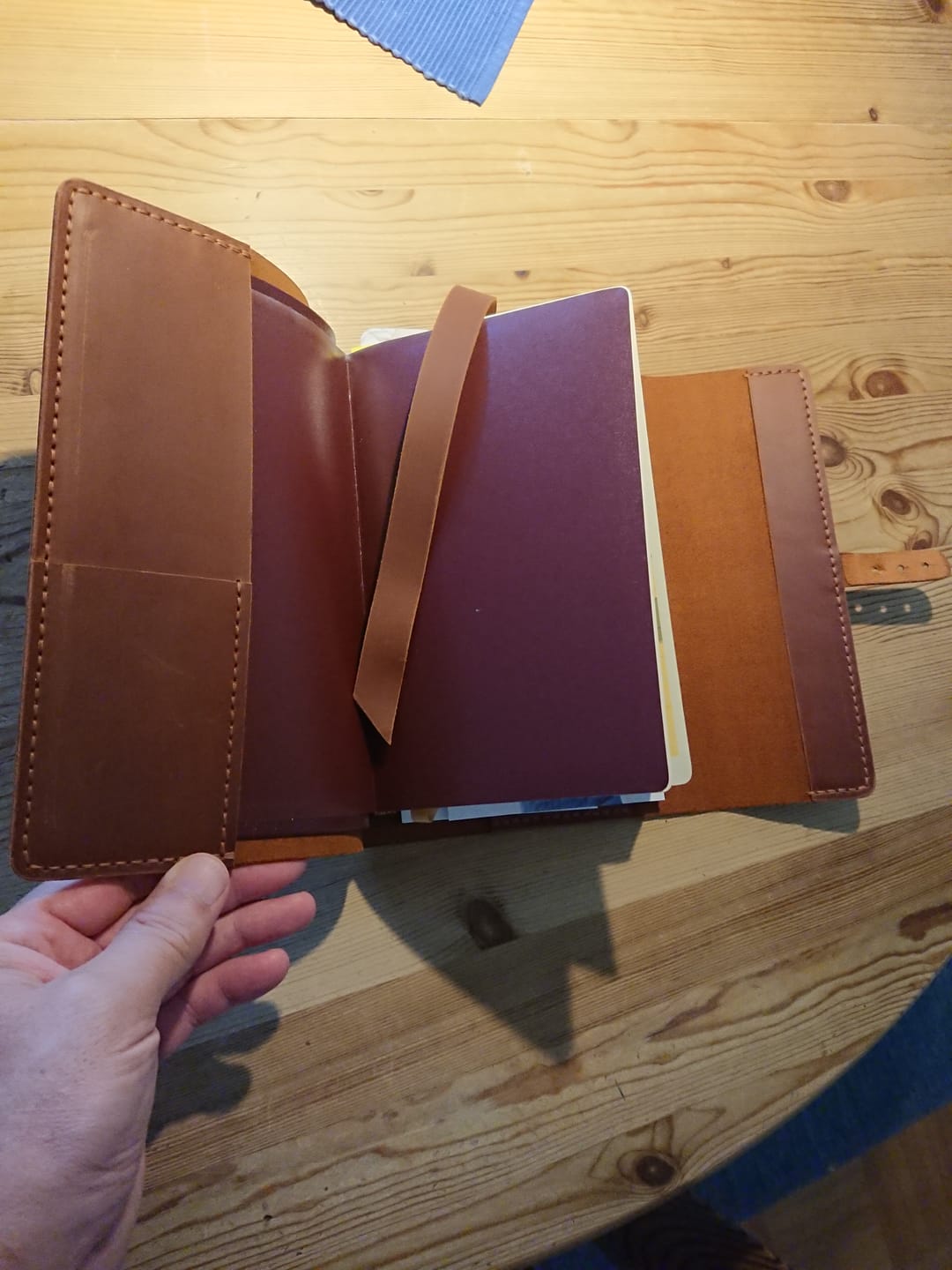 Customer photo review of Bibelhülle "Vario+" · echtes Leder · handmade Bibelhülle nach Maß