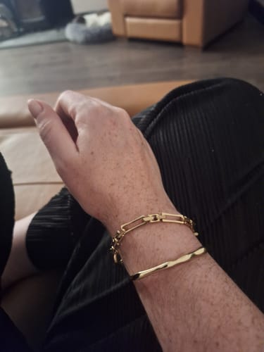 Customer photo review of The Lovers Chain Bracelet