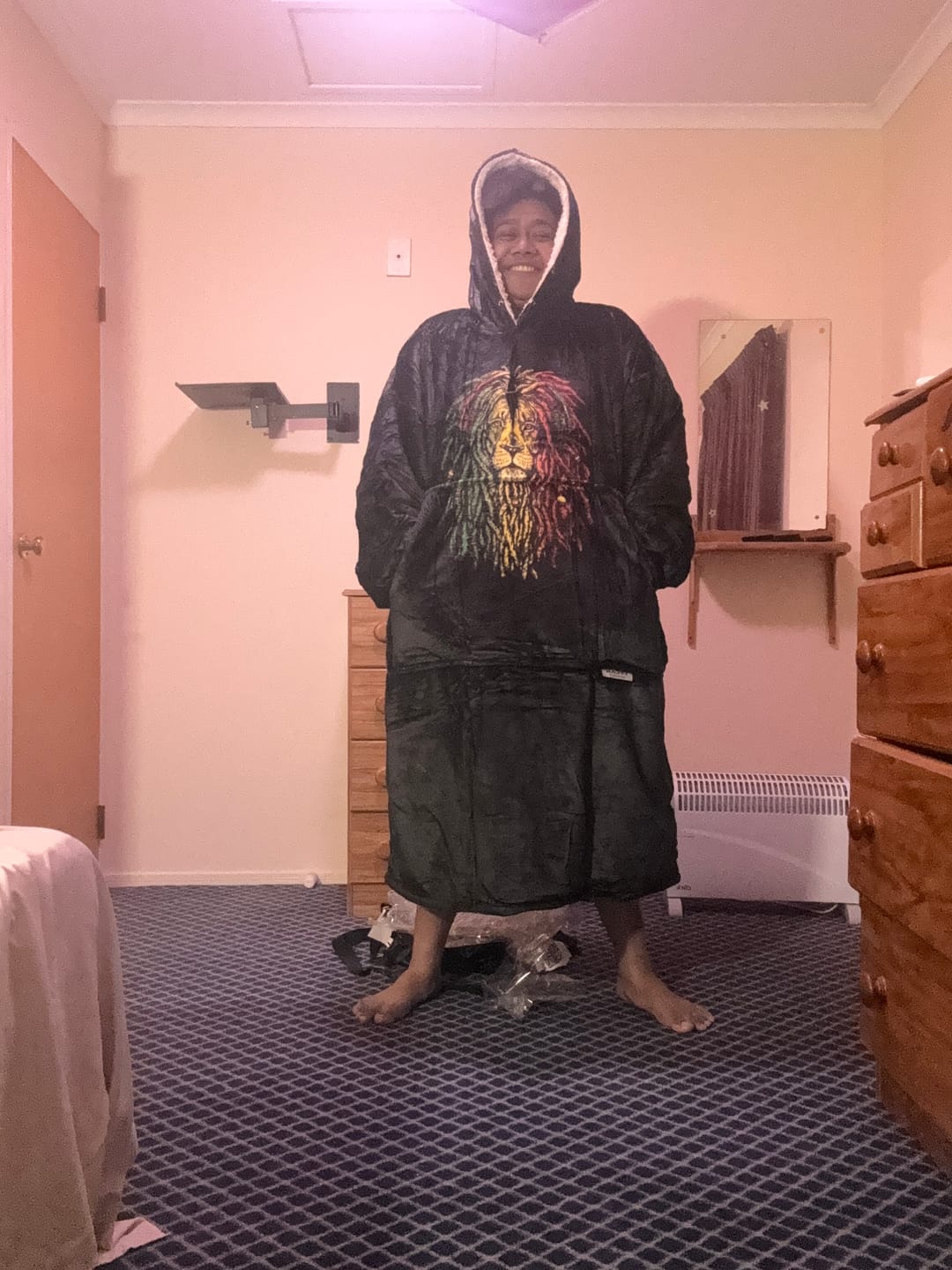 Customer photo review of EXTRA LONG ADULTS BLANKET HOODIE - RASTA LION