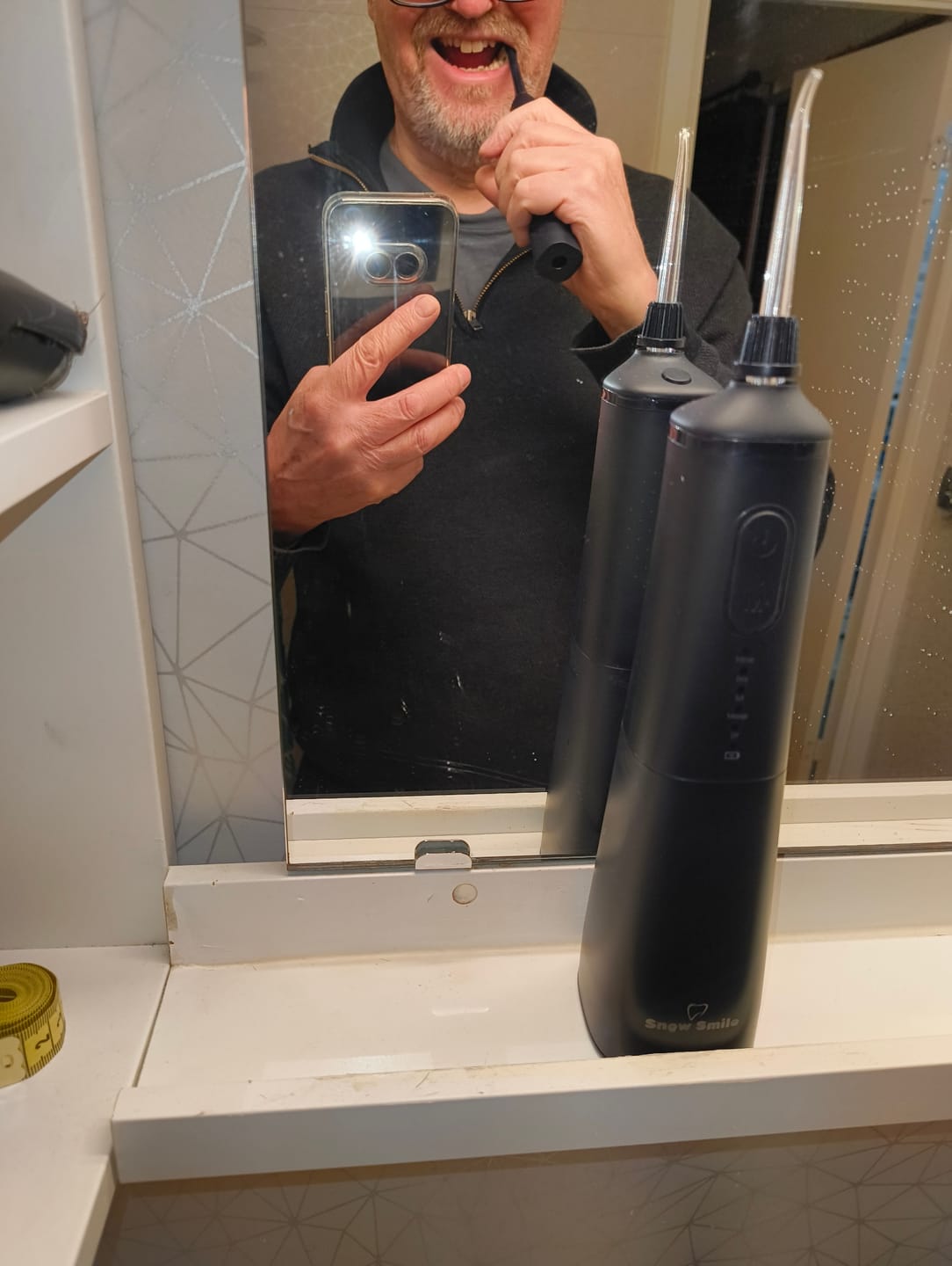 Customer photo review of Snow Smile® Sonic elektrisk tandborste och vattenflosser i kombination
