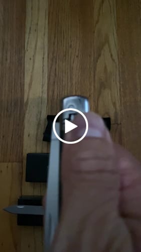 Customer video review of Valiant Leverlock Italian Switchblades