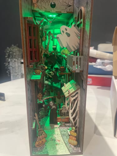 Customer photo review of Halloween Spooky Alley Wooden Puzzle Book Nook