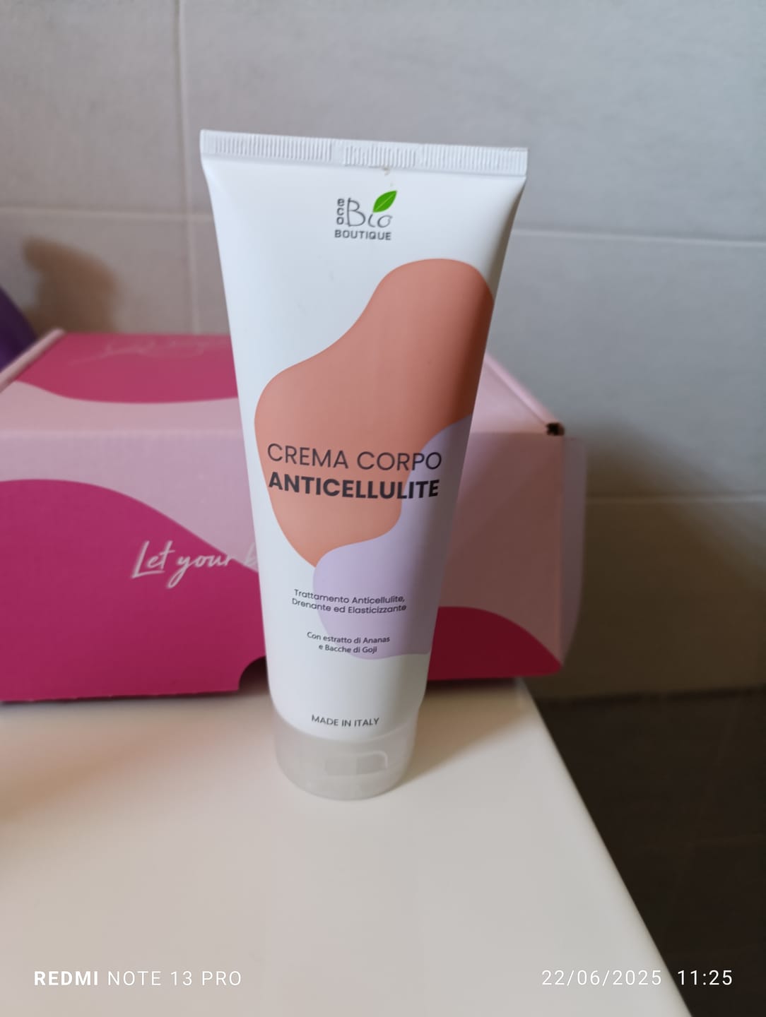Customer photo review of Crema Corpo Anticellulite