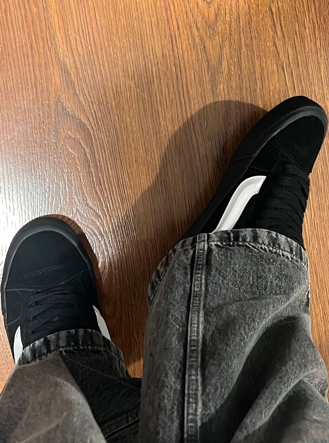 Customer photo review of Zapatilla Vans Knu Mid Hombre Negro