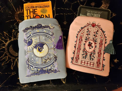 Customer photo review of Otherworldly E-Reader Sleeve - Blue