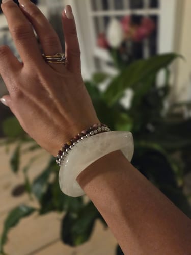 Customer photo review of CREAM BANGLE