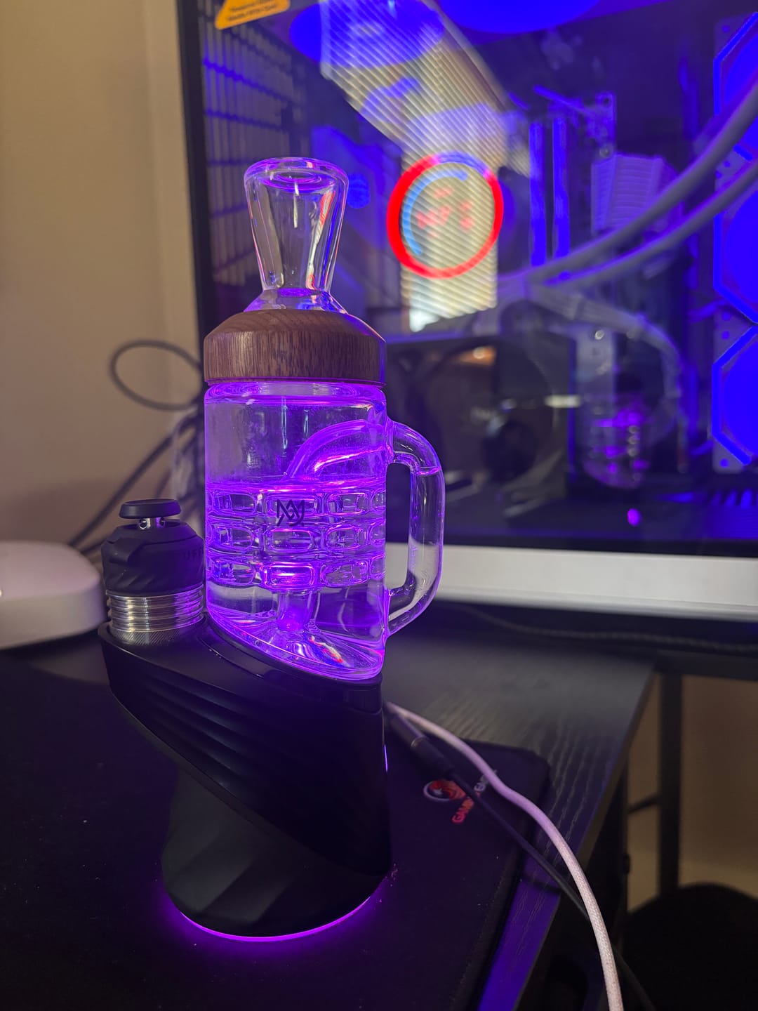 Customer photo review of Halo (Puffco Peak Attachment)