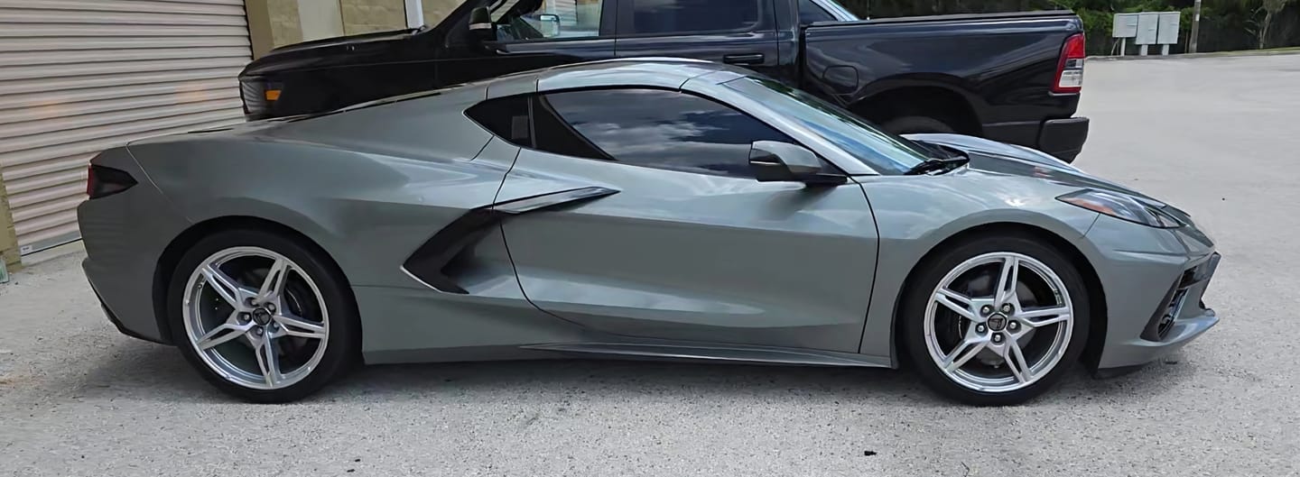 Customer photo review of Chevrolet Corvette C8 Wickerbill Rear Trunk Spoiler