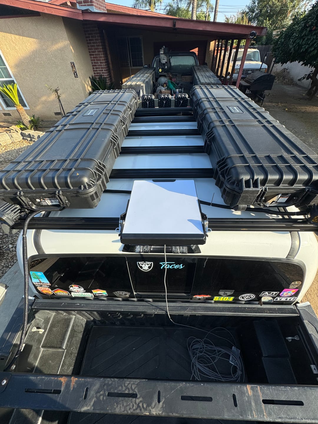 Customer photo review of Starlink Mini QD Lockable Mount
