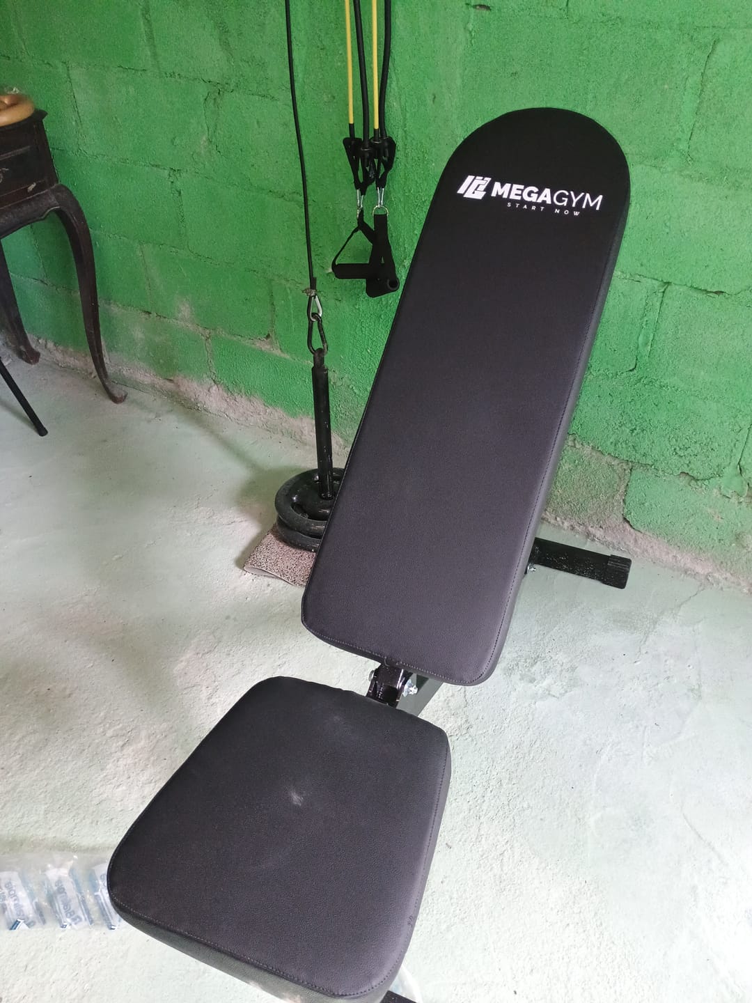 Customer photo review of Banco de musculação 6x1 posições