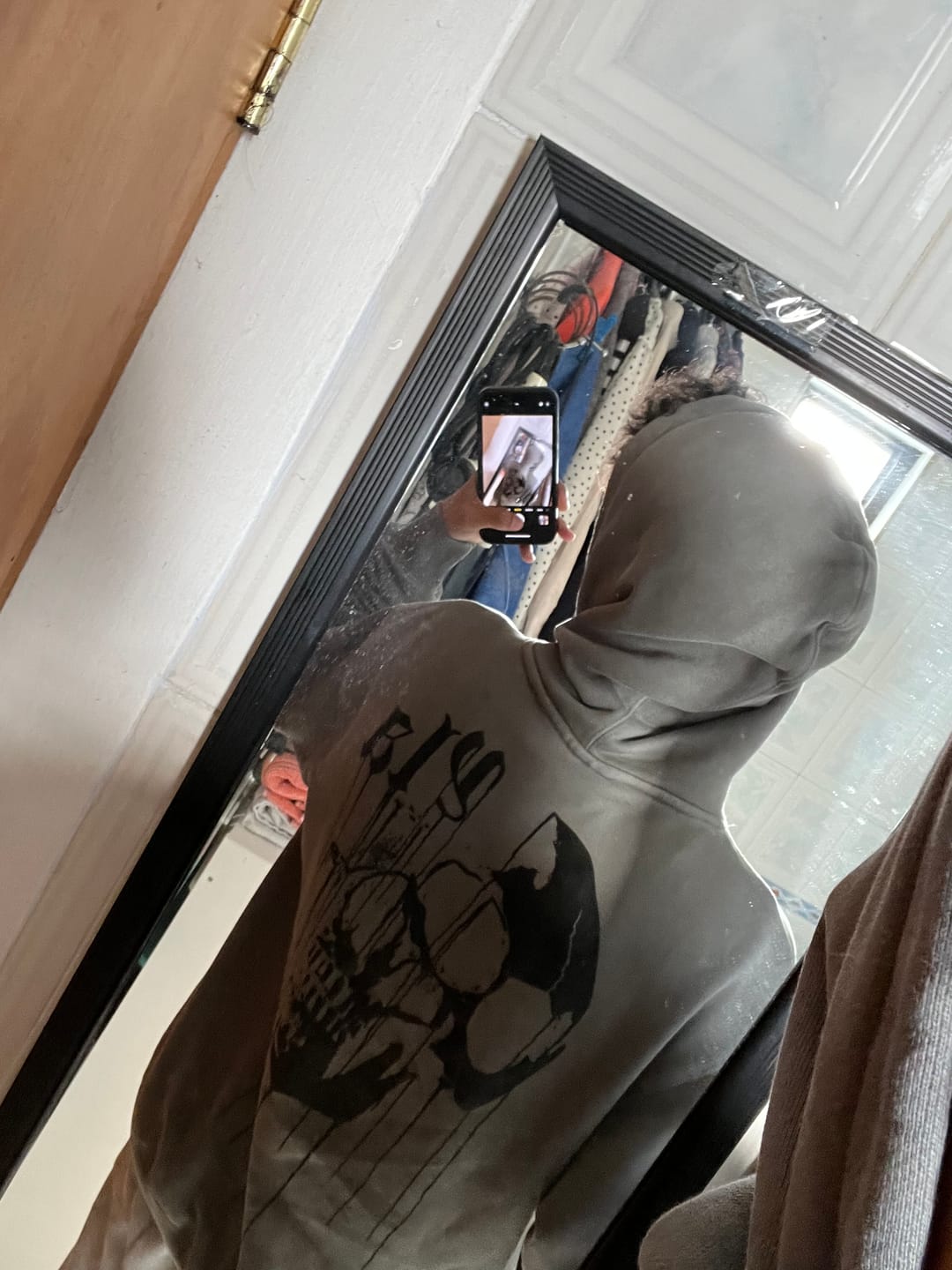 Customer photo review of 551 - Drippy Skull Hoodie