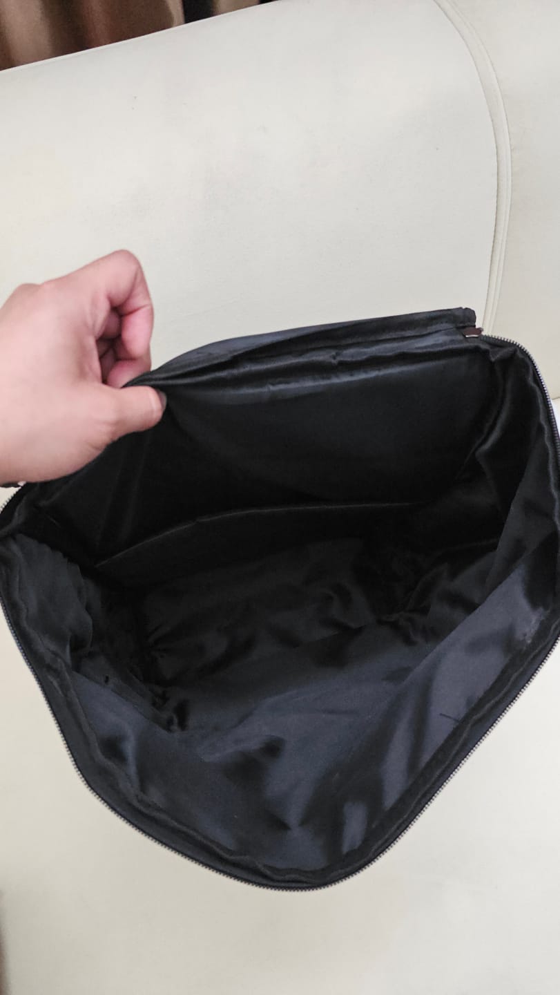 Customer photo review of ZURICH Travel backpack with laptop compartment