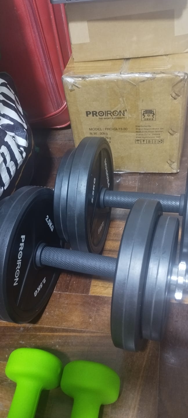 Customer photo review of Juego de Mancuernas de Caucho Ajustable