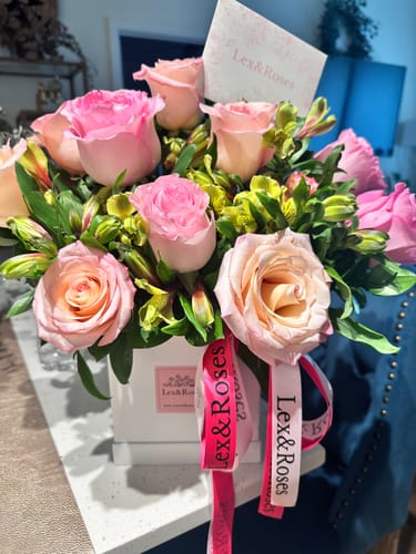 Customer photo review of Lexi Box - Pink