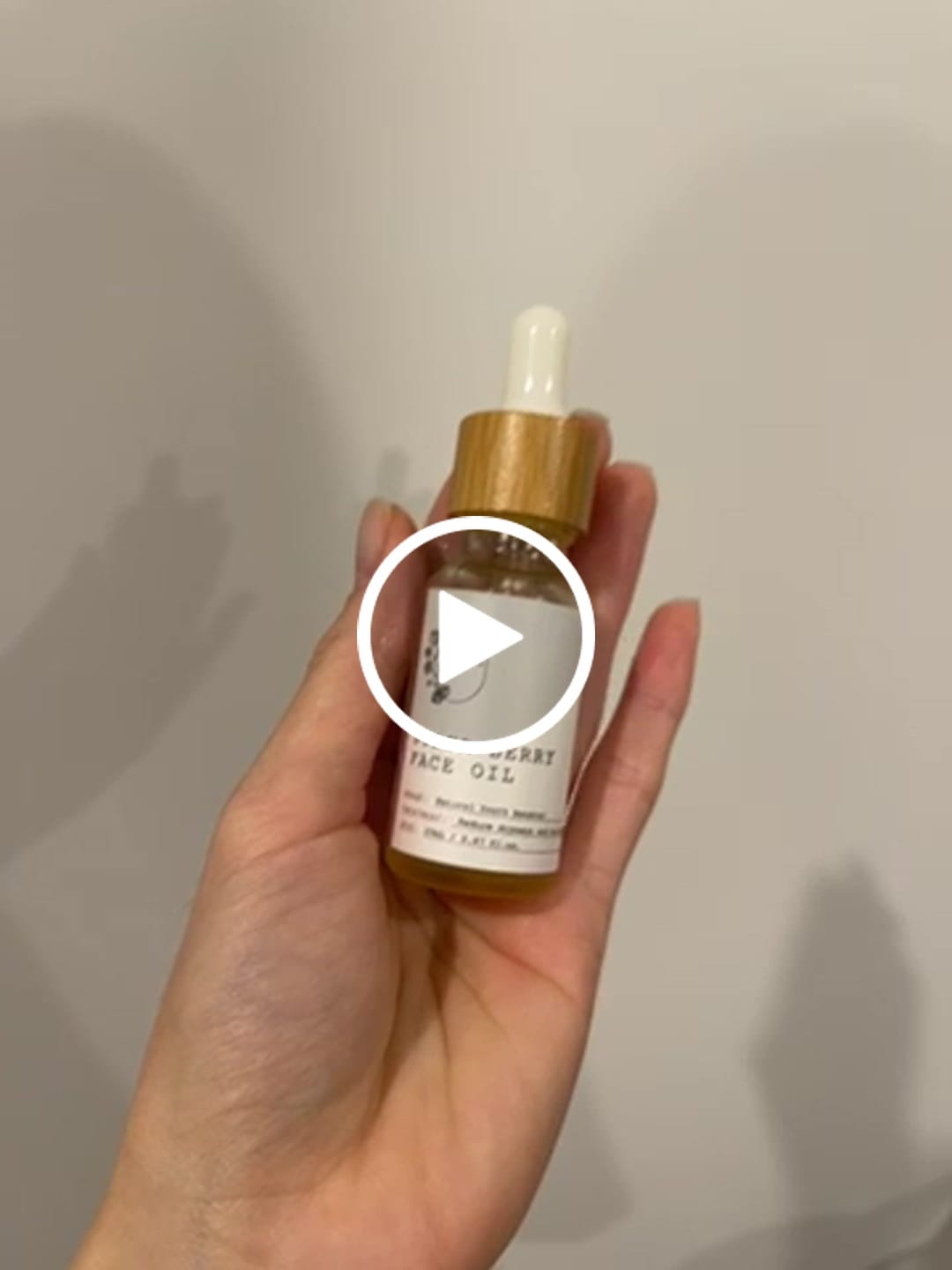 Customer video review of Super Berry Face Oil