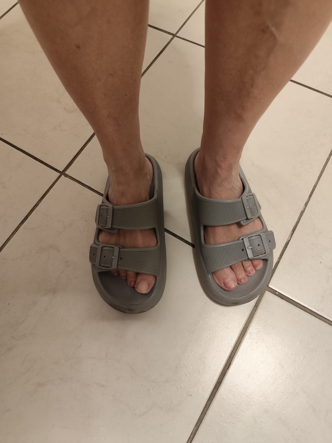 Customer photo review of קלאוד סנדלס
