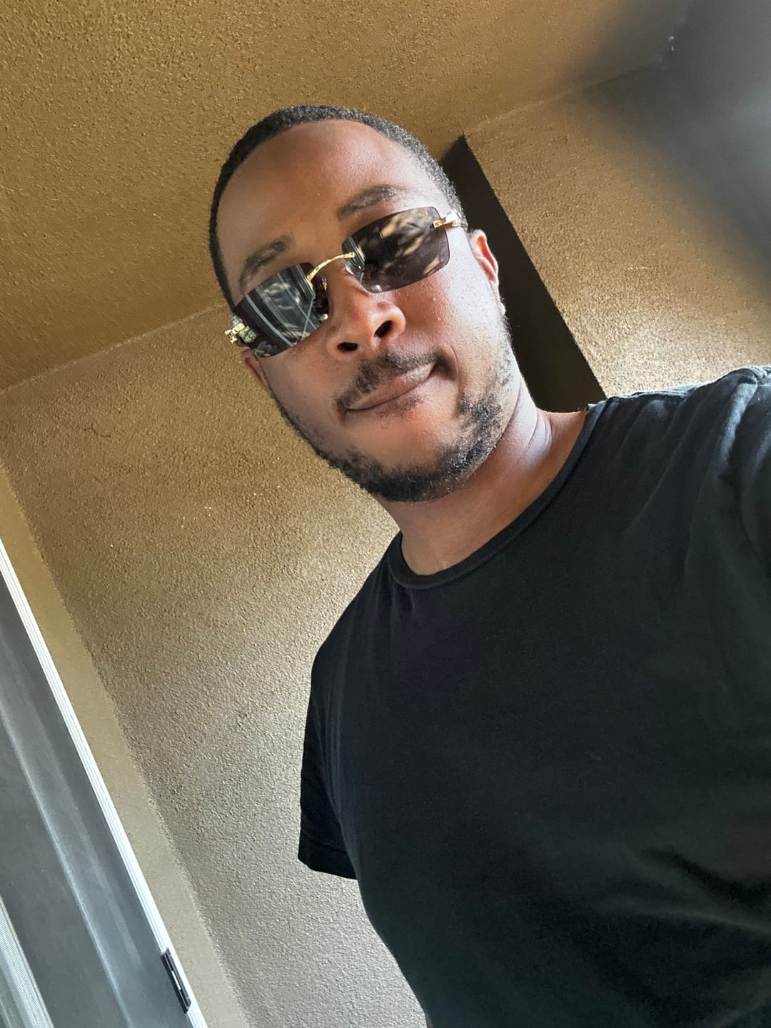 Customer photo review of Rimless buffs Sunglasses Detroit style