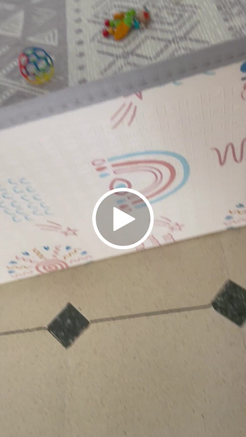 Customer video review of Tapis Anti-Choc : Créez un grand espace de jeu !