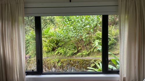 Customer photo review of SmartWings Motorized Roller Shades 100% Blackout Linen
