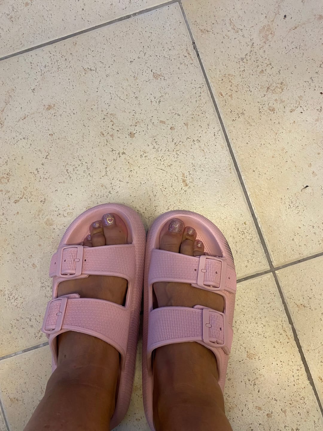 Customer photo review of קלאוד סנדלס