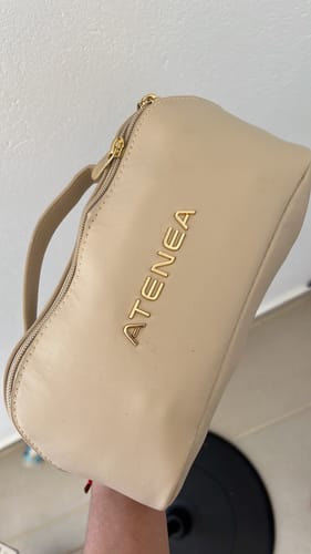 Customer photo review of COSMETIQUERA TRIANGULAR