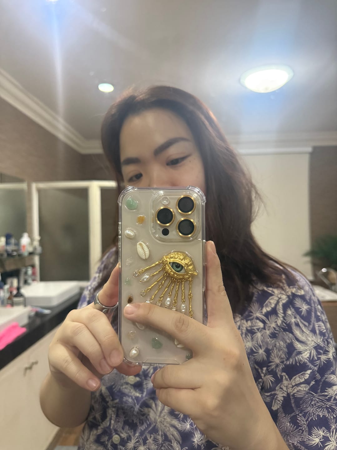 Customer photo review of Dream Series. Golden eye