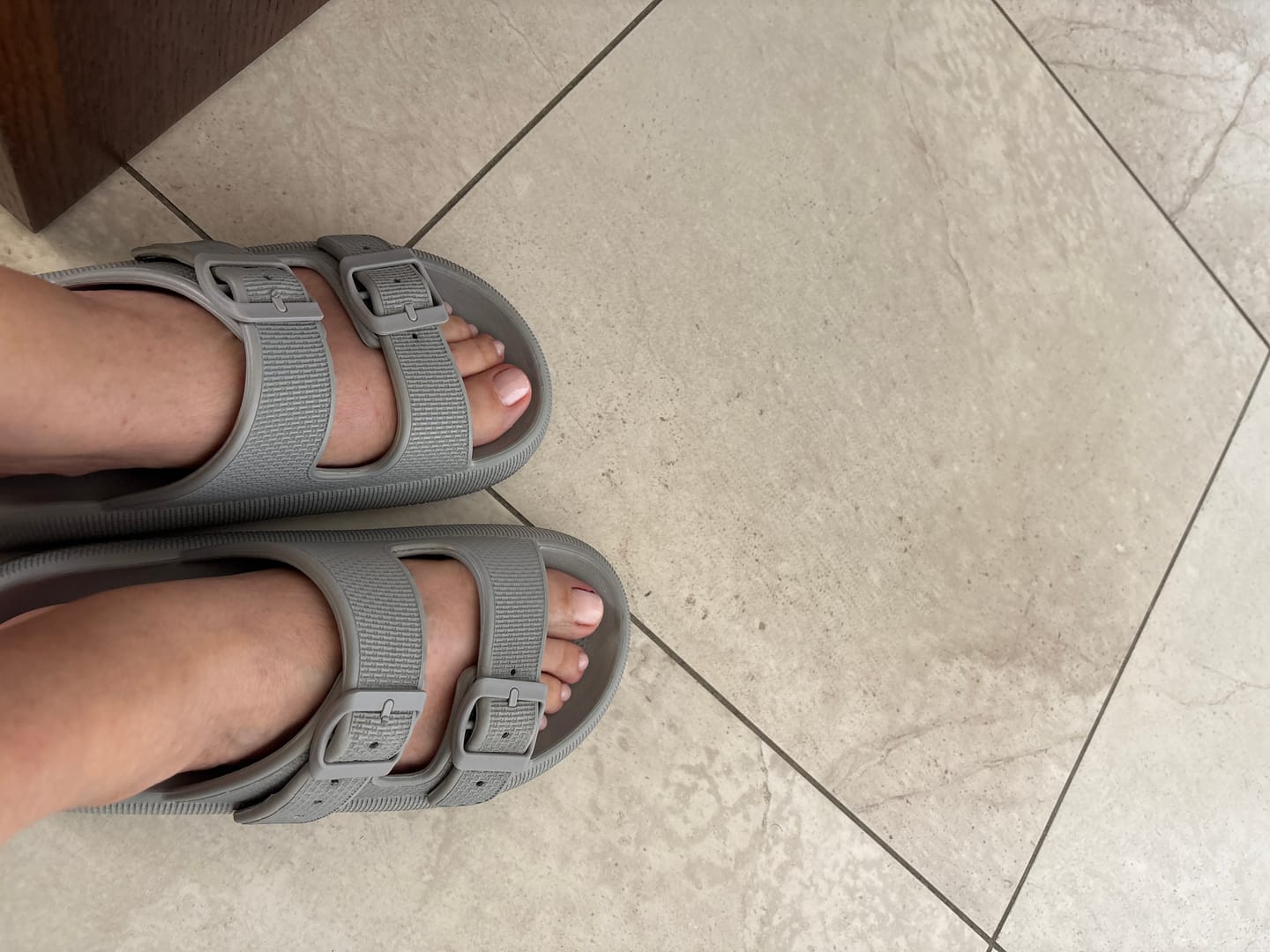 Customer photo review of קלאוד סנדלס