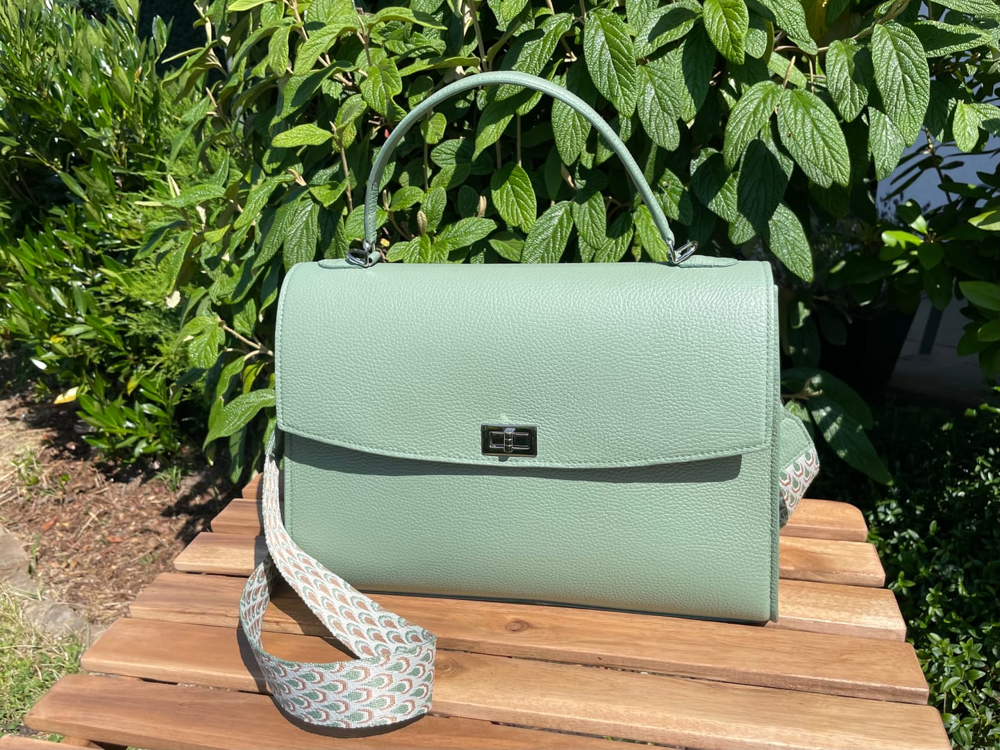 Customer photo review of DIY-Box: The Business Bag *Runde Klappe*