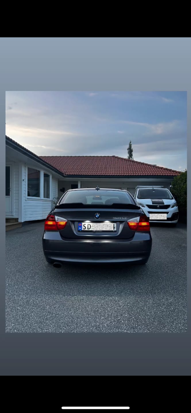 Customer photo review of BMW E90 PSM Spoiler