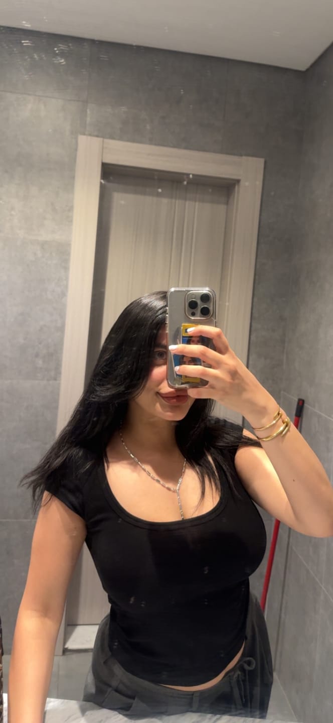 Customer photo review of Toulouse Silver Drop Necklace