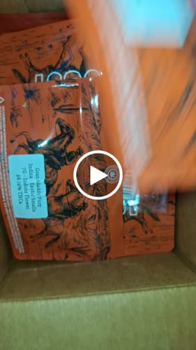 Customer video review of Blueberry