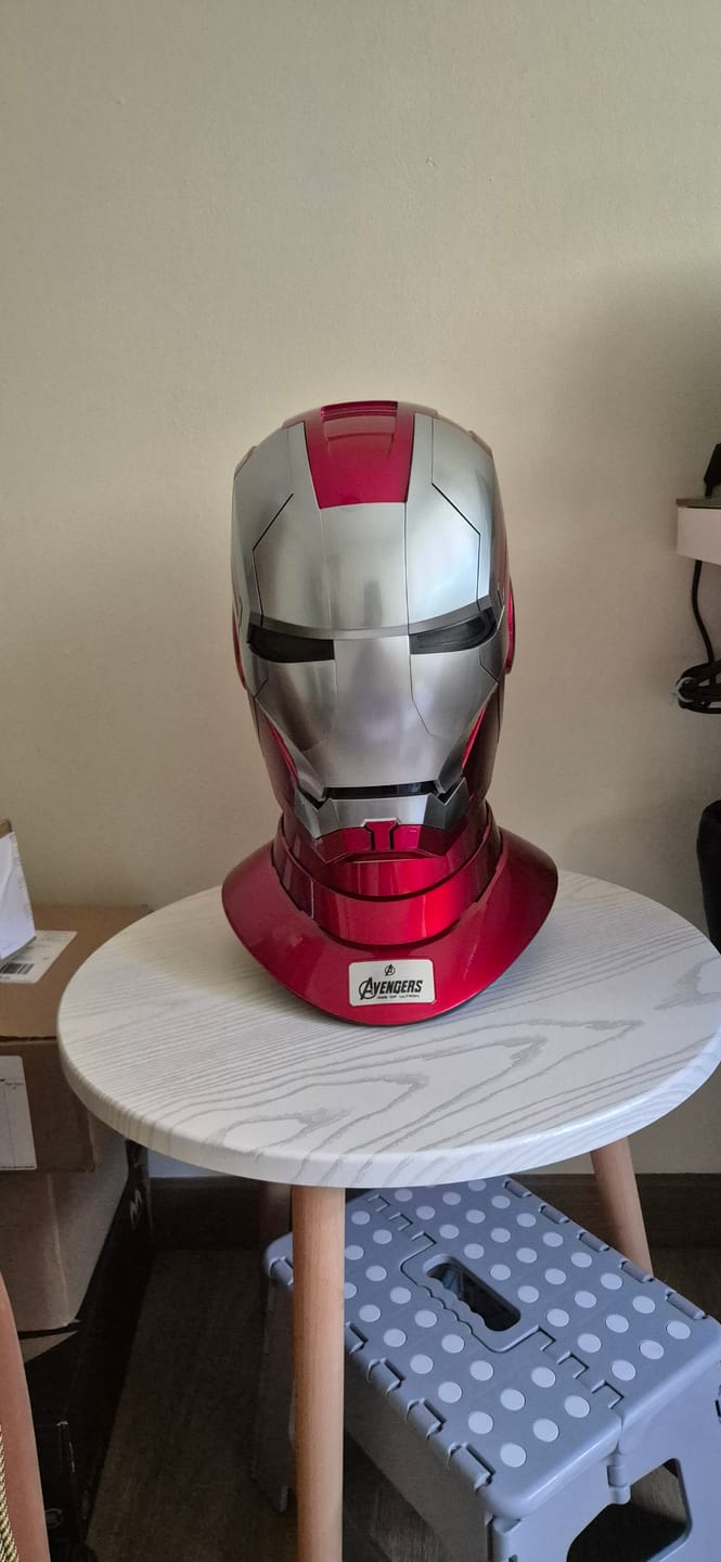 Customer photo review of Us stock | Delivered in 3-7 days | Autoking Mk5 ironman helmet |  Voice Control | 4/8 Multi-piece Opening