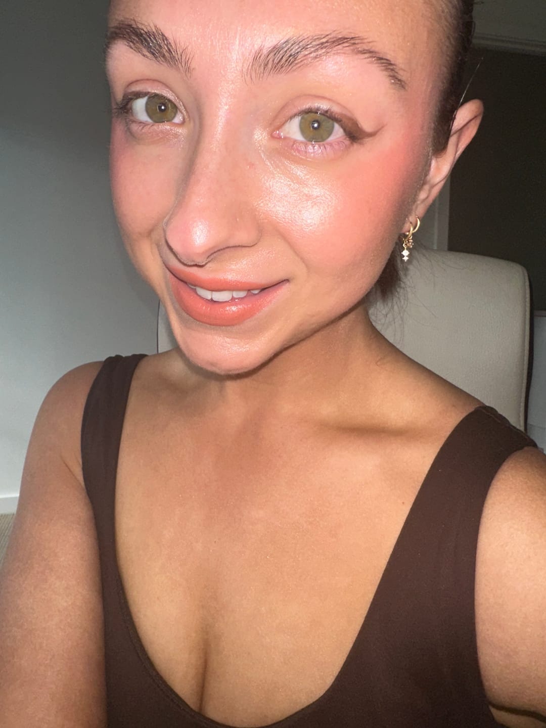 Customer photo review of Nude Glow Lip Gloss