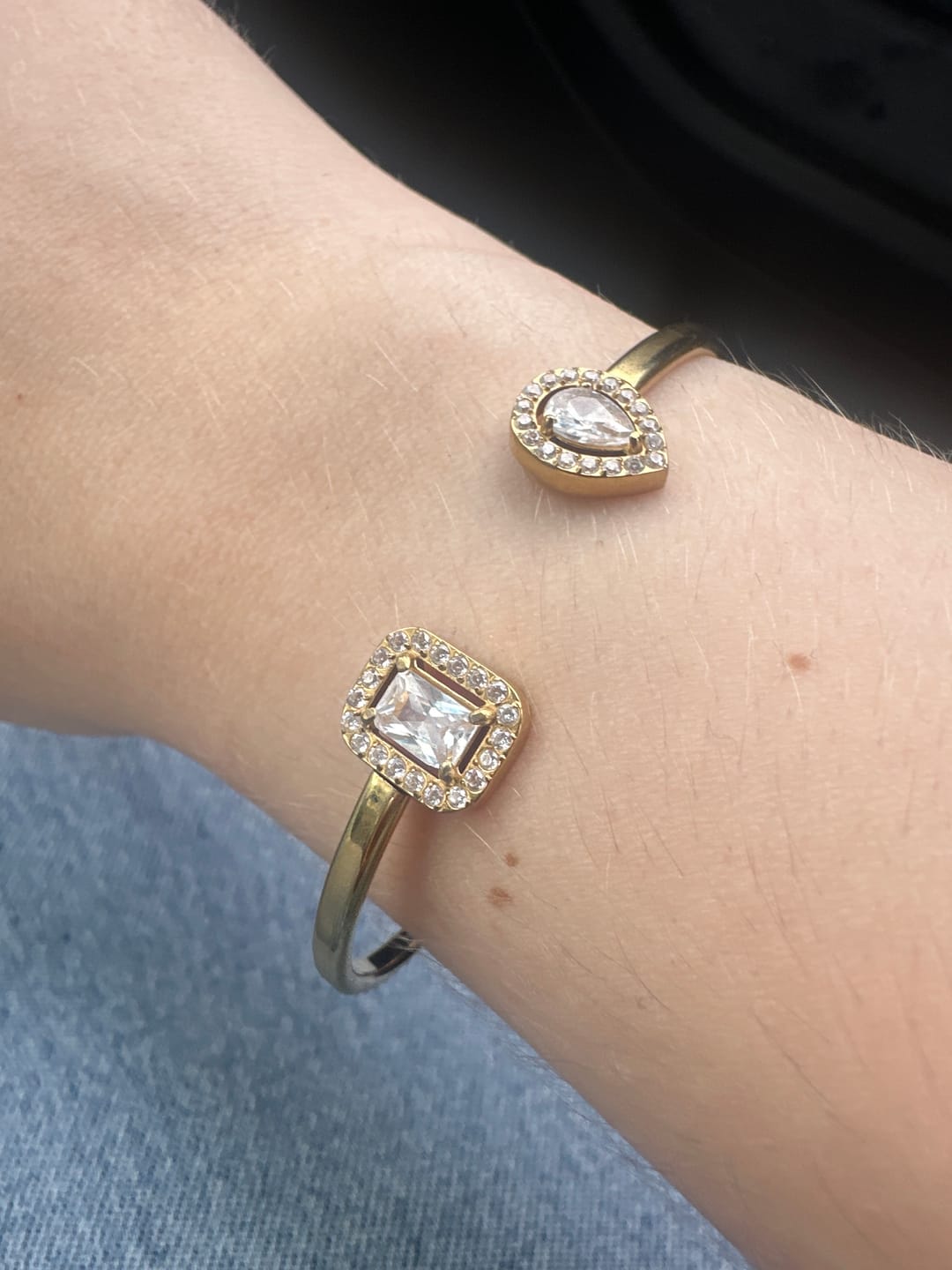 Customer photo review of Big Shine Armreif | 18K vergoldet