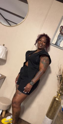 Customer photo review of CurlyMe 99J Burgundy Color Water Wave Hair 13x4 Lace Front Wigs With Baby Hair