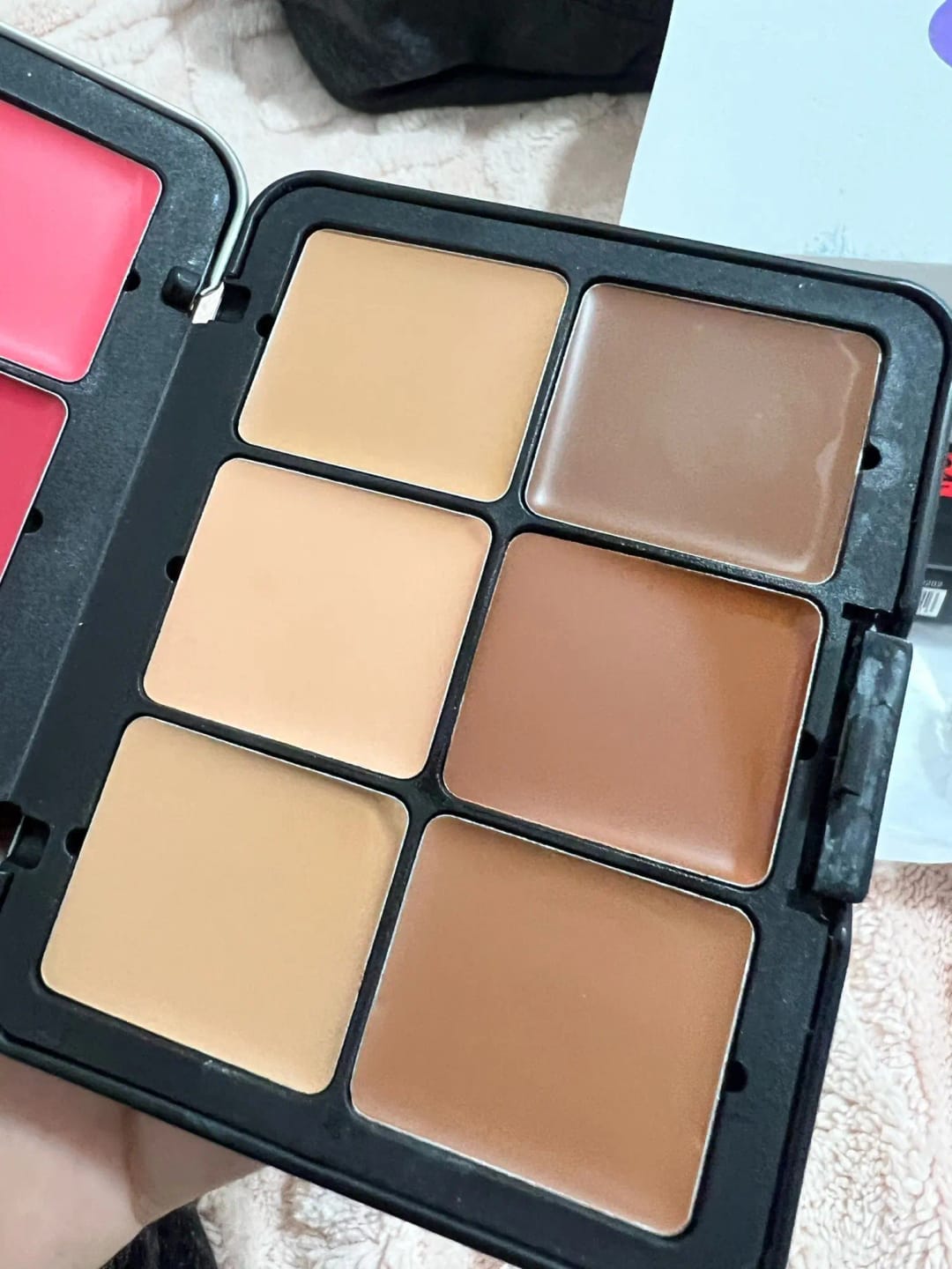 Customer photo review of Matte Concealer And Blush Palette 12-Color Multitone Makeup — Multi-Color | KIMLUD