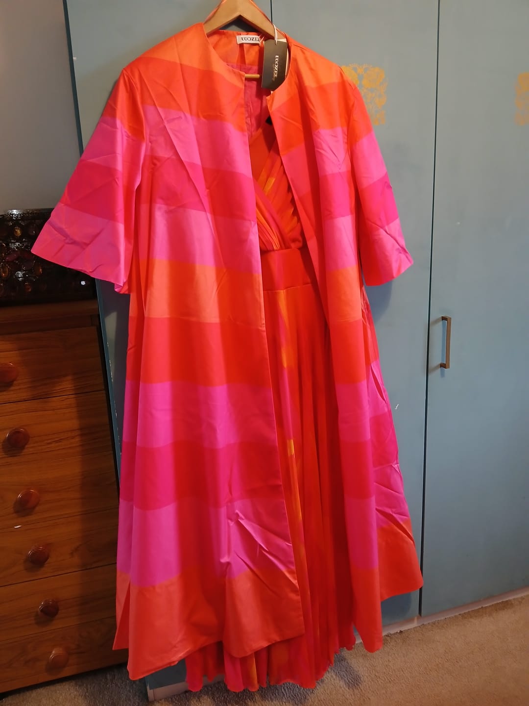 Customer photo review of Loose Short Sleeves Contrast Color Striped Jackets&Coats Outerwear