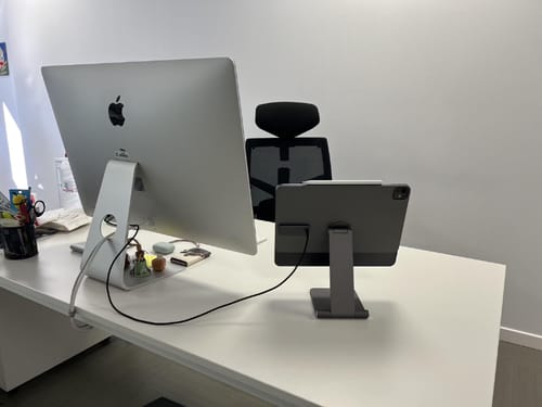 Customer photo review of KUXIU X33 Pro MAX(2025) iPad Magnetic Charging Stand