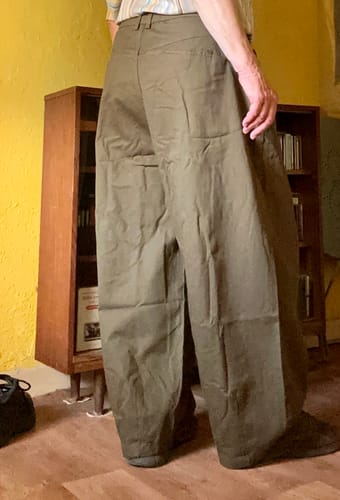 Customer photo review of Japanese Loose Wide-leg Pants
