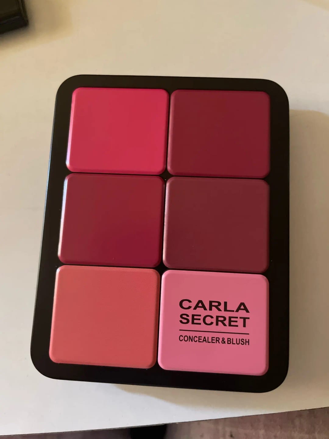 Customer photo review of Matte Concealer And Blush Palette 12-Color Multitone Makeup — Multi-Color | KIMLUD