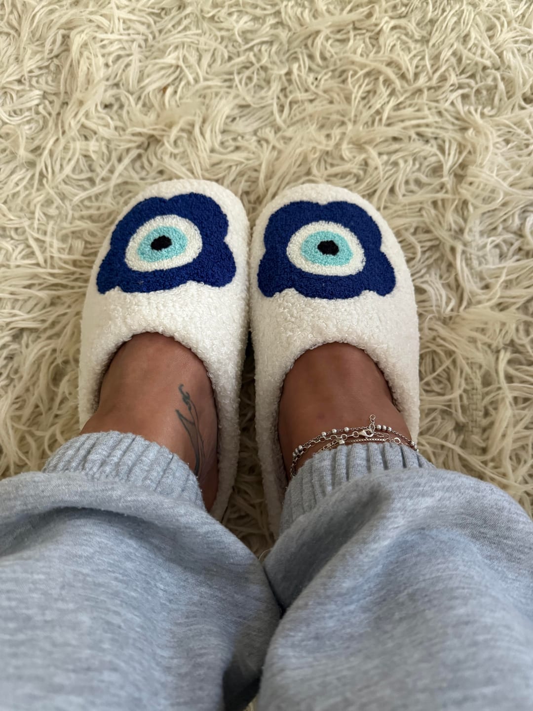 Customer photo review of Bloom Flower Slides Slippers