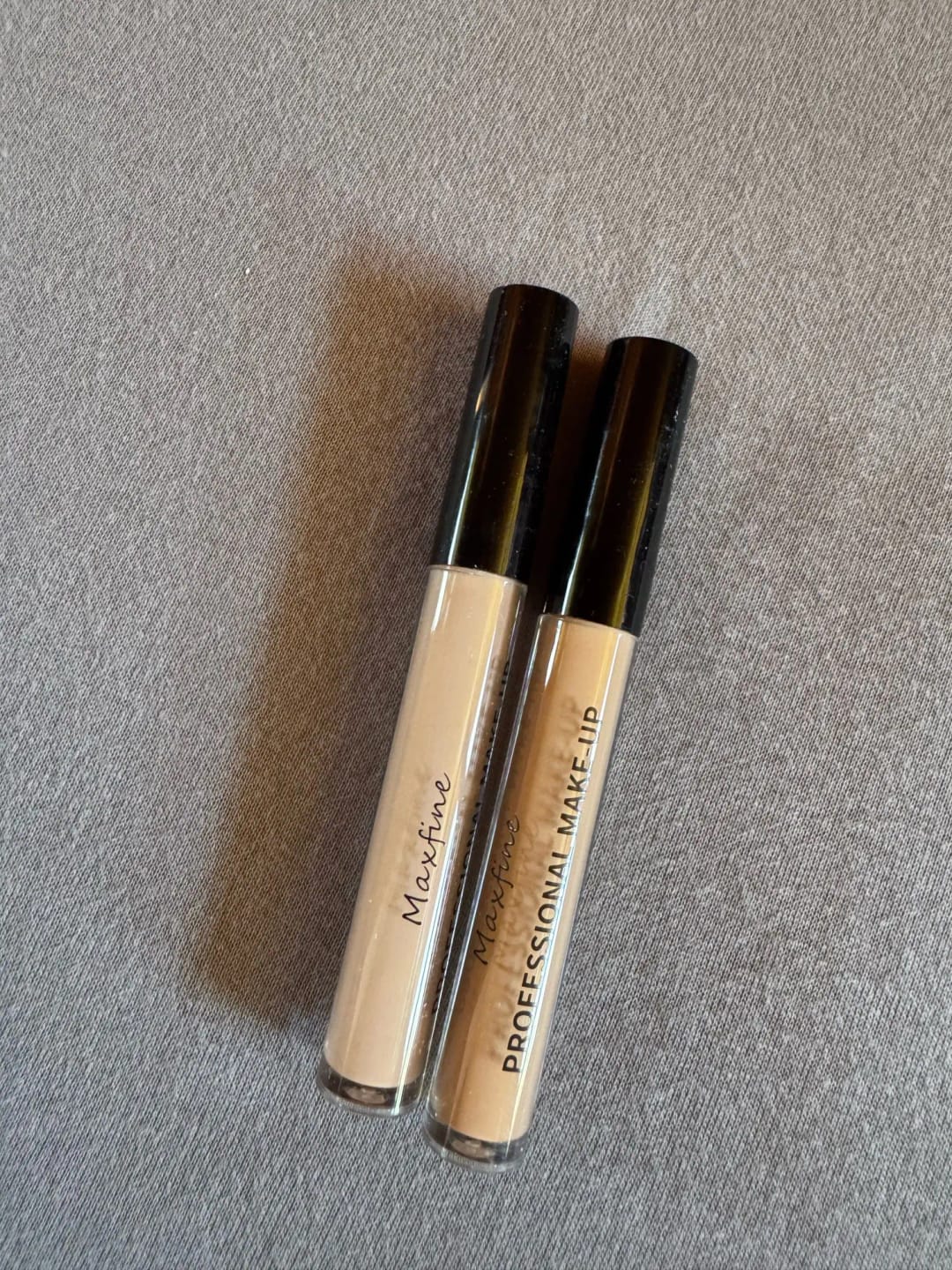 Customer photo review of Matte Liquid Concealer High Coverage — Beige | KIMLUD