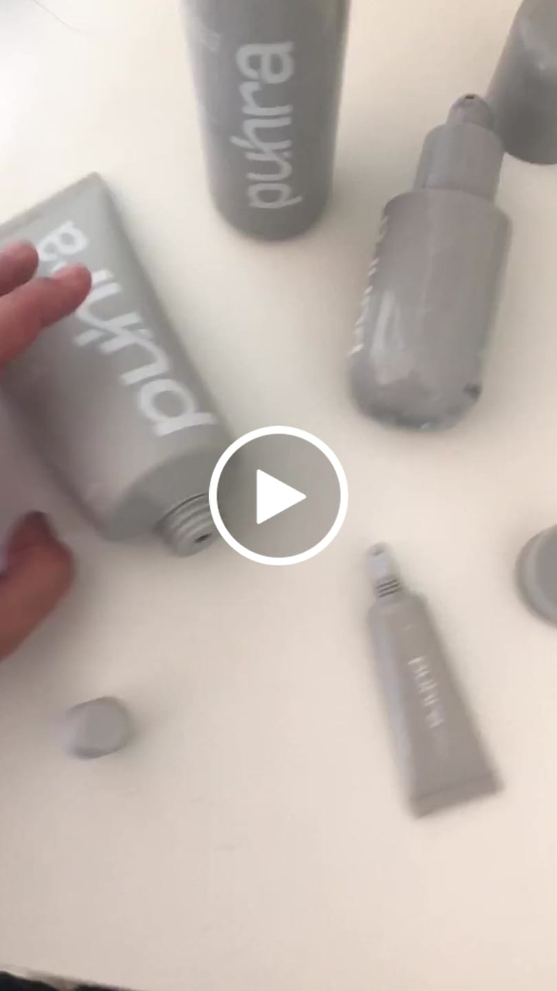Customer video review of LIPBALM DE PEPTÍDEOS