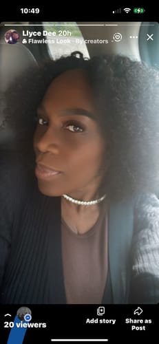Customer photo review of CurlyMe Pre-bleached Knots Wear Go Glueless Wig Pre-cut 6x4 HD Lace Kinky Curly Human Hair